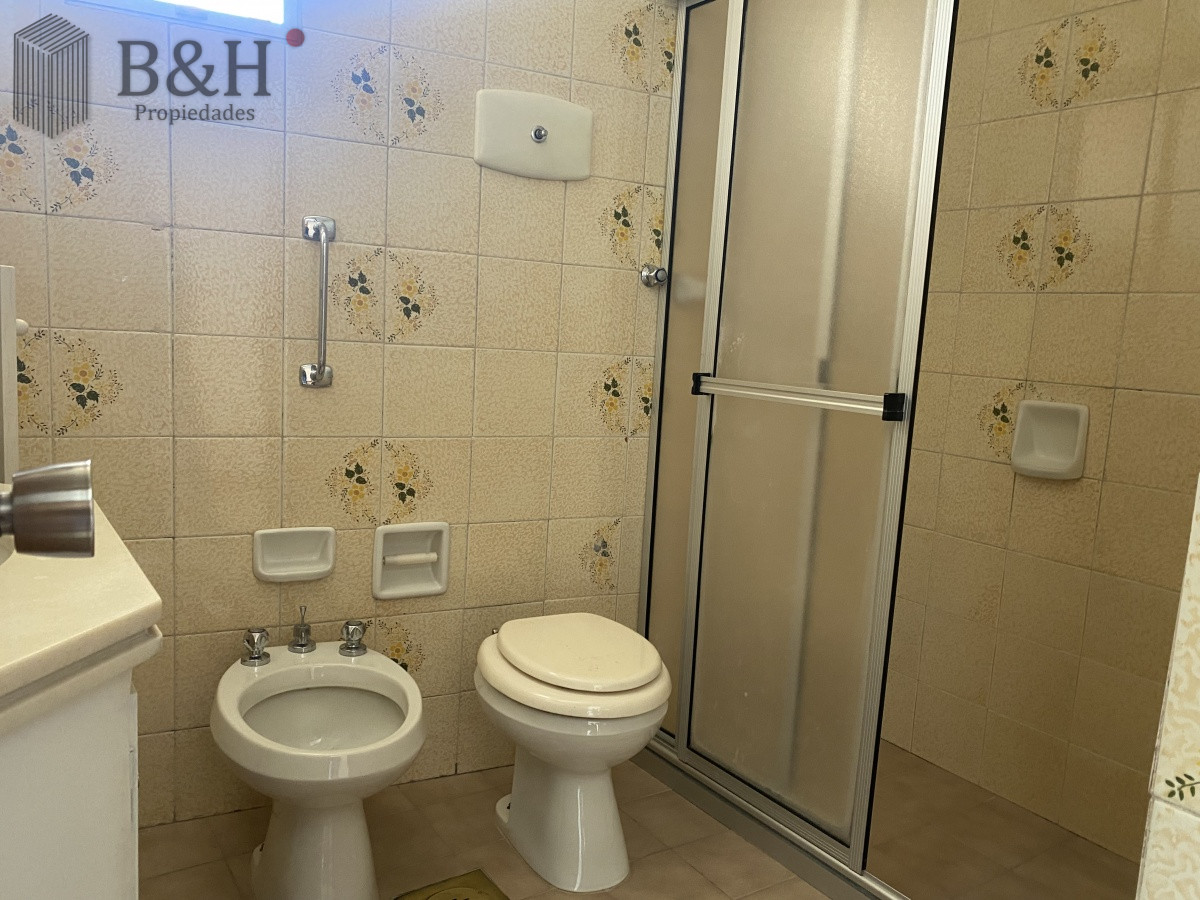 Apartamento ID.1818 - FRENTE A PUNTA SHOPPING, EXCELENTE UBICACIÓN, PISO ALTO VENTA 