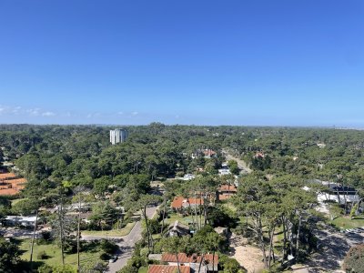 APARTAMENTO 2 DORMITORIOS PUNTA DEL ESTE AL LADO DEL SHOPPING