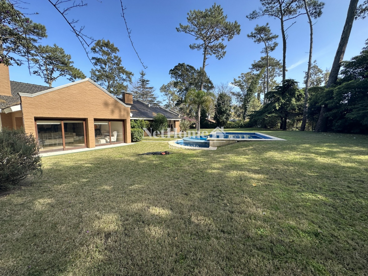 Casa ID.36 - San Rafael Casa 4 dormitorios con Piscina y Parrillero
