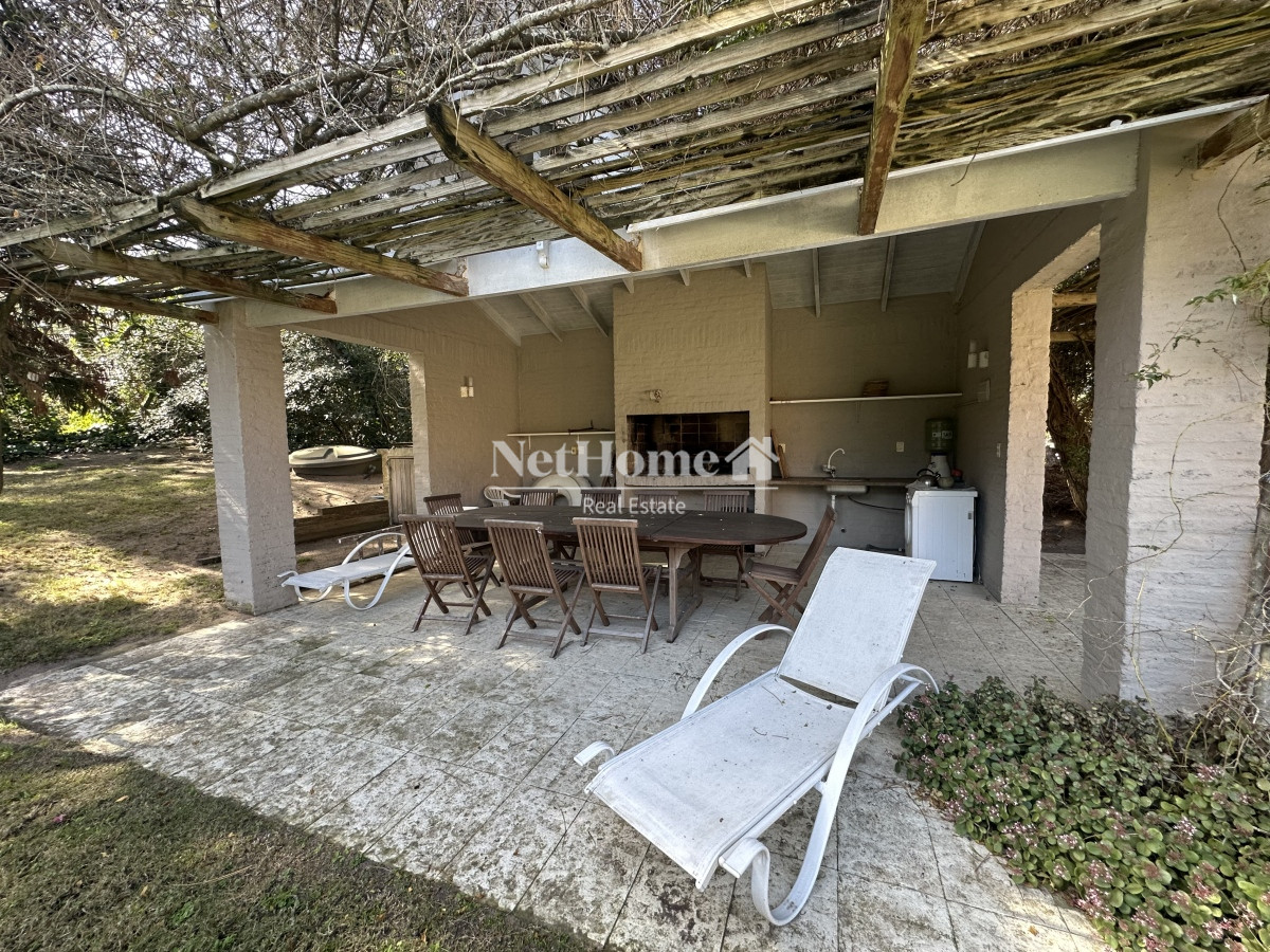 Casa ID.36 - San Rafael Casa 4 dormitorios con Piscina y Parrillero