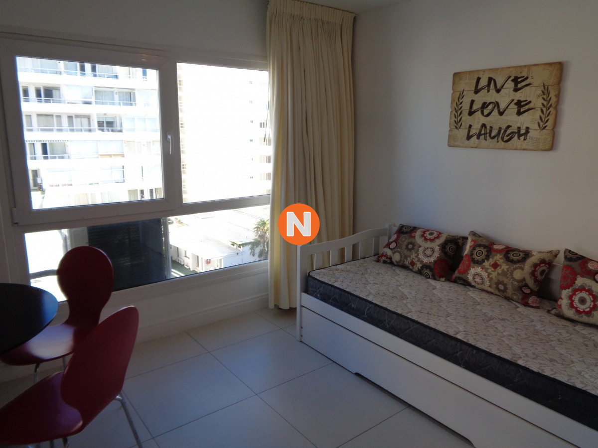 Apartamento Ref.224020 - Apartamento en Venta, Punta del Este