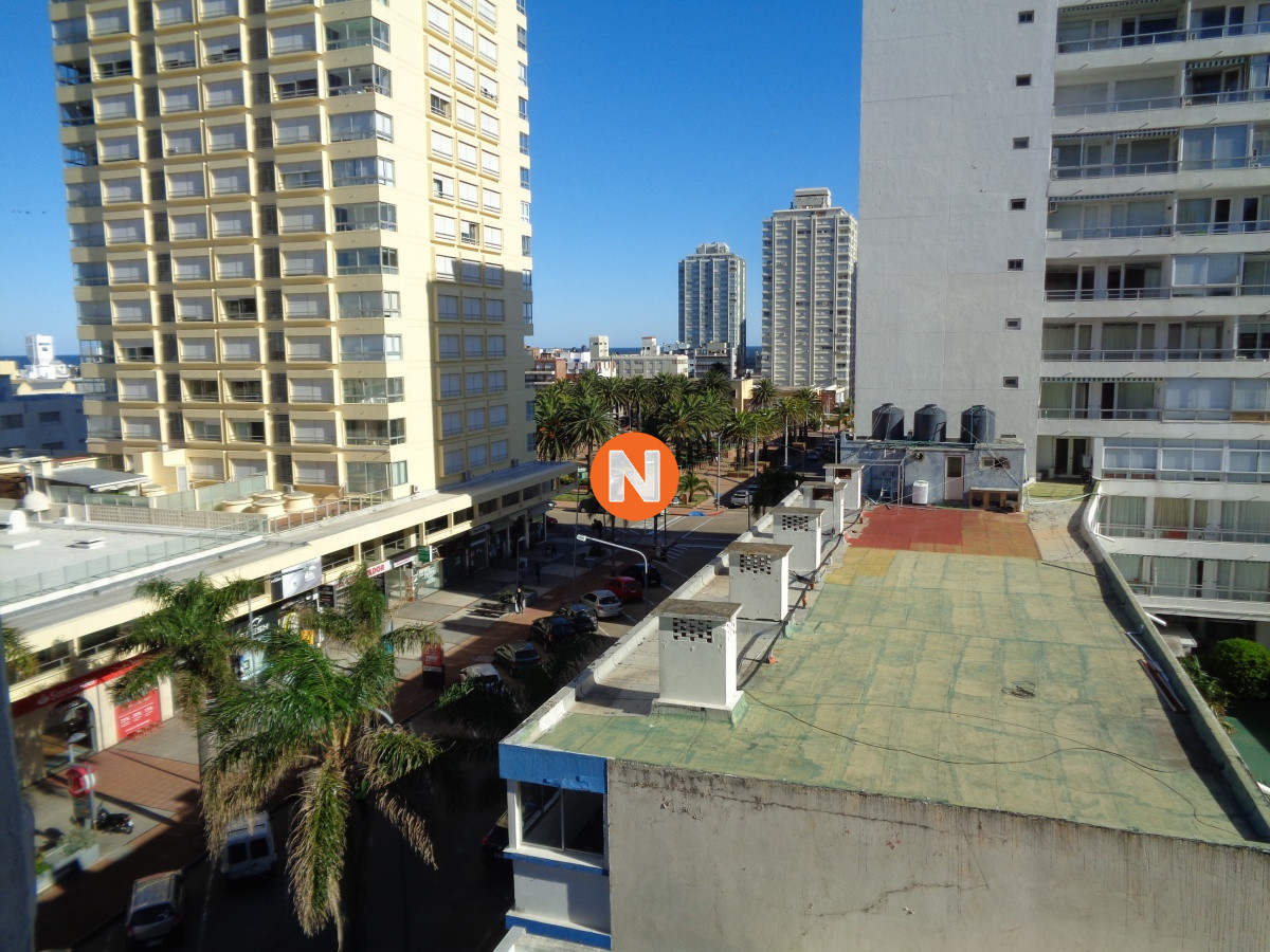 Apartamento Ref.224020 - Apartamento en Venta, Punta del Este