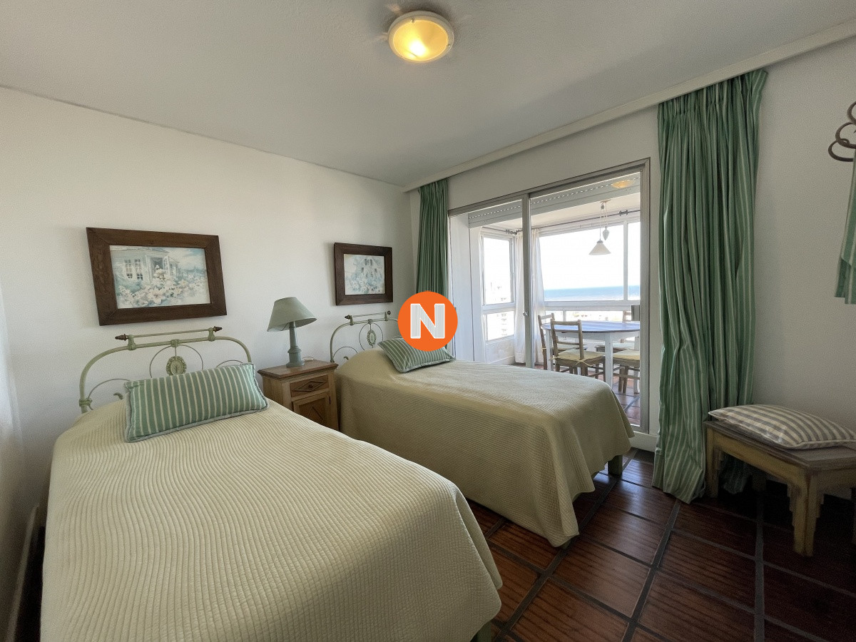 Apartamento Ref.219558 - APARTAMENTO EN PENINSULA VISTA AL PUERTO, 3 DORMITORIOS, VENTA, PUNTA DEL ESTE, PENINSULA