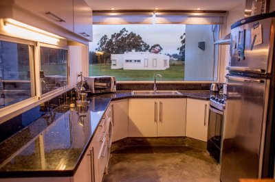 venta de casa de 3 dormitorios en el quijote la barra - nlv219933h