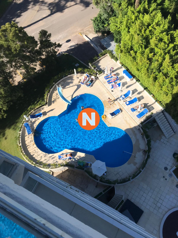 Apartamento Ref.225177 - Excelente ubicacion en Punta del Este, 2 dormitorios, 2 baños