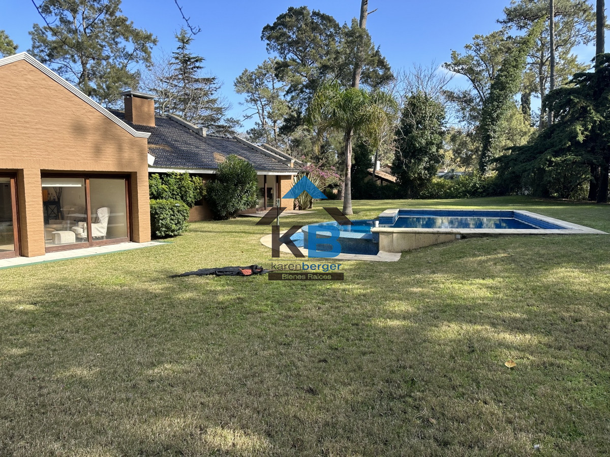 Casa ID.433 - SAN RAFAEL, PUNTA DEL ESTE EN VENTA CASA 4 DORMITORIOS PISCINA