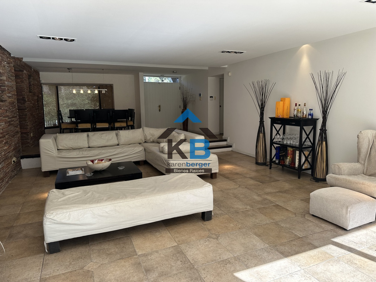 Casa ID.433 - SAN RAFAEL, PUNTA DEL ESTE EN VENTA CASA 4 DORMITORIOS PISCINA