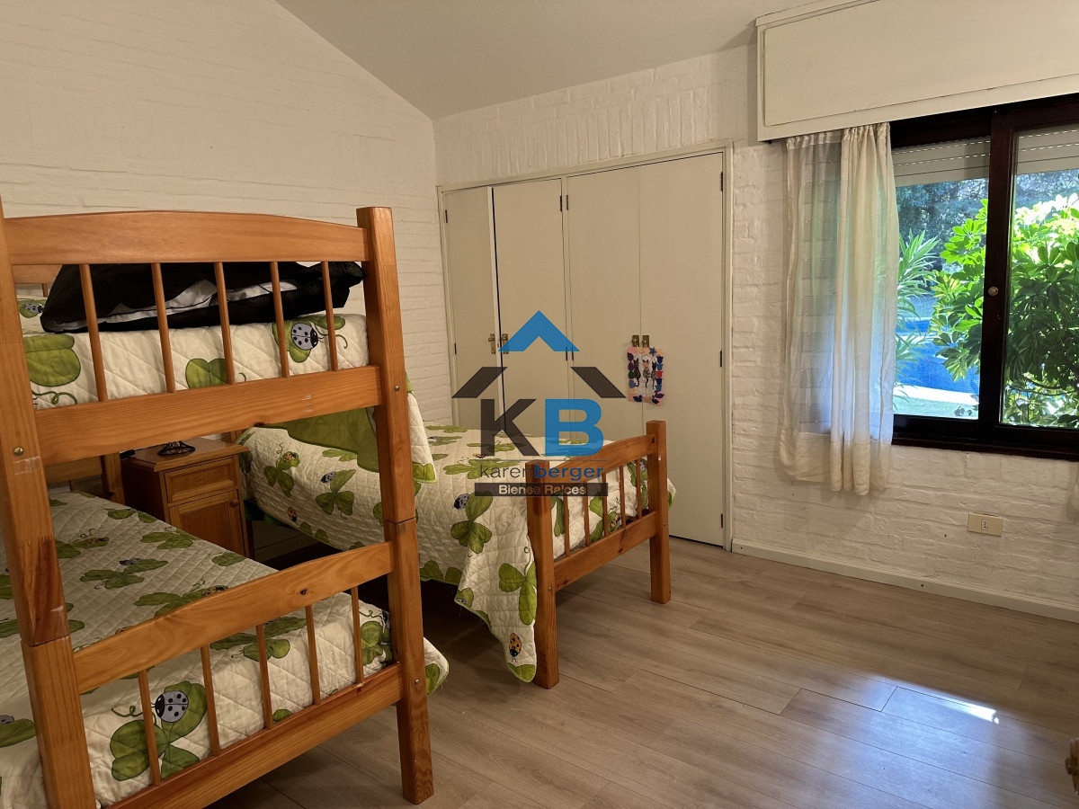 Casa ID.433 - SAN RAFAEL, PUNTA DEL ESTE EN VENTA CASA 4 DORMITORIOS PISCINA