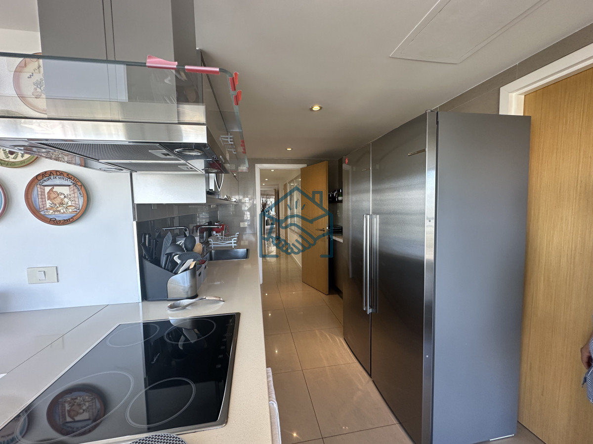 Apartamento ID.1054/ESPECTACULAR-ESTADO-EDIFICIO-EN-ZONA-DE-ENJOY-ALEXANDER- - ESPECTACULAR ESTADO EDIFICIO EN ZONA DE ENJOY ALEXANDER 