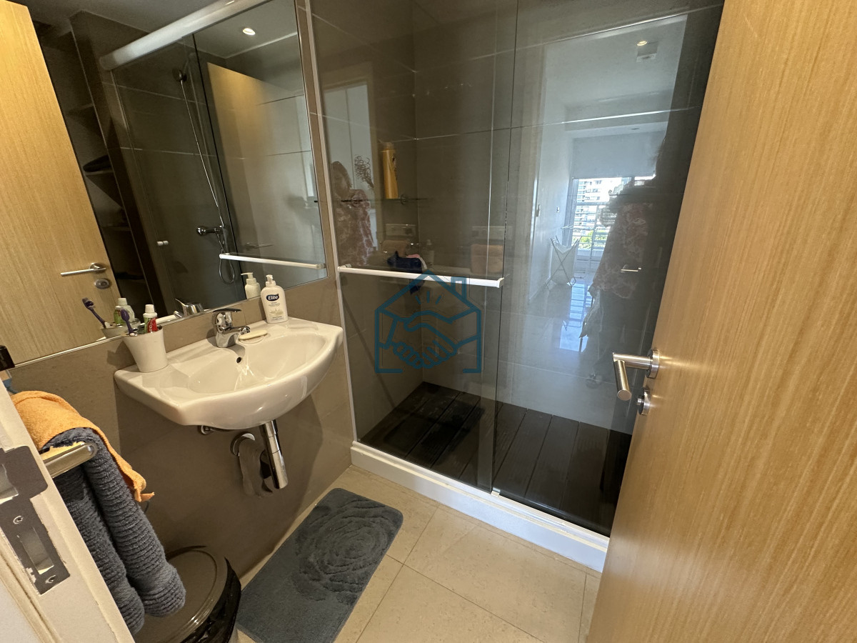 Apartamento ID.1054/ESPECTACULAR-ESTADO-EDIFICIO-EN-ZONA-DE-ENJOY-ALEXANDER- - ESPECTACULAR ESTADO EDIFICIO EN ZONA DE ENJOY ALEXANDER 