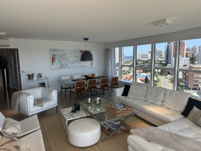 Apartamento ID.1054/ESPECTACULAR-ESTADO-EDIFICIO-EN-ZONA-DE-ENJOY-ALEXANDER- - ESPECTACULAR ESTADO EDIFICIO EN ZONA DE ENJOY ALEXANDER 