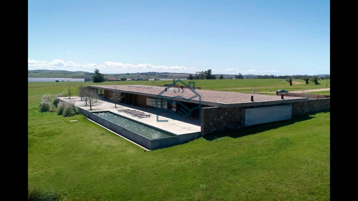 Terreno ID.450/50-metros-de-costa,-acepta-financiacion,-venta,-chacra,-Punta-del-Este,-Uruguay,-LAGUNA-DE-LOS-CISNES - 50 metros de costa, acepta financiacion, venta, chacra, Punta del Este, Uruguay, LAGUNA DE LOS CISNES