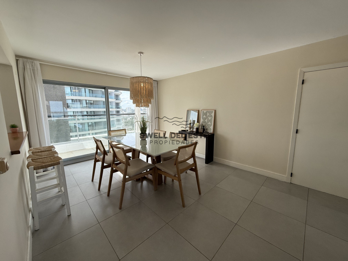 Apartamento ID.162 - ESPECTACULAR PENT HOUSE EN TORRE FRANCIA PUNTA DEL ESTE DE 2 DORMITORIOS