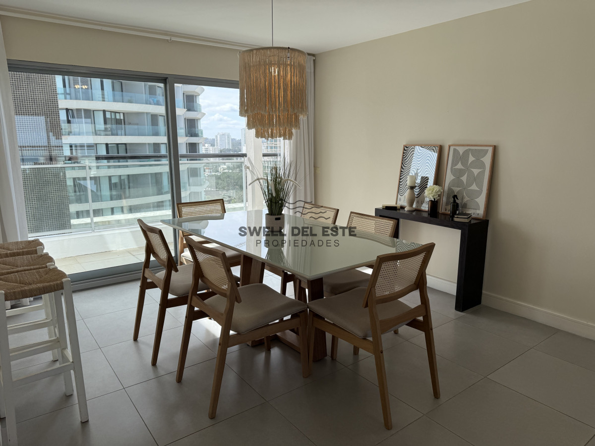 Apartamento ID.162 - ESPECTACULAR PENT HOUSE EN TORRE FRANCIA PUNTA DEL ESTE DE 2 DORMITORIOS