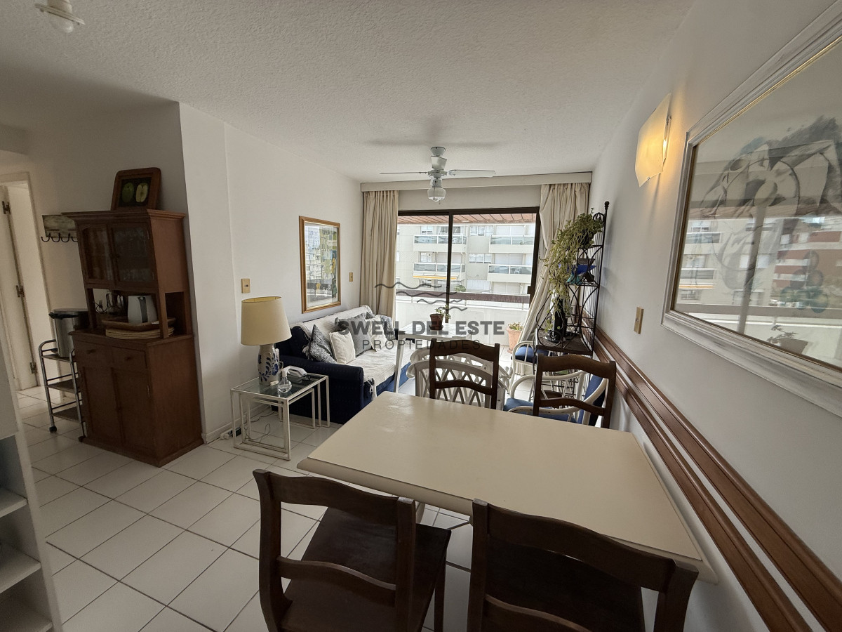 Apartamento ID.195 - VENTA PUNTA DEL ESTE 2 DORMITORIOS A PASITOS DEL PUERTO Y GORLERO CON AMENITIES