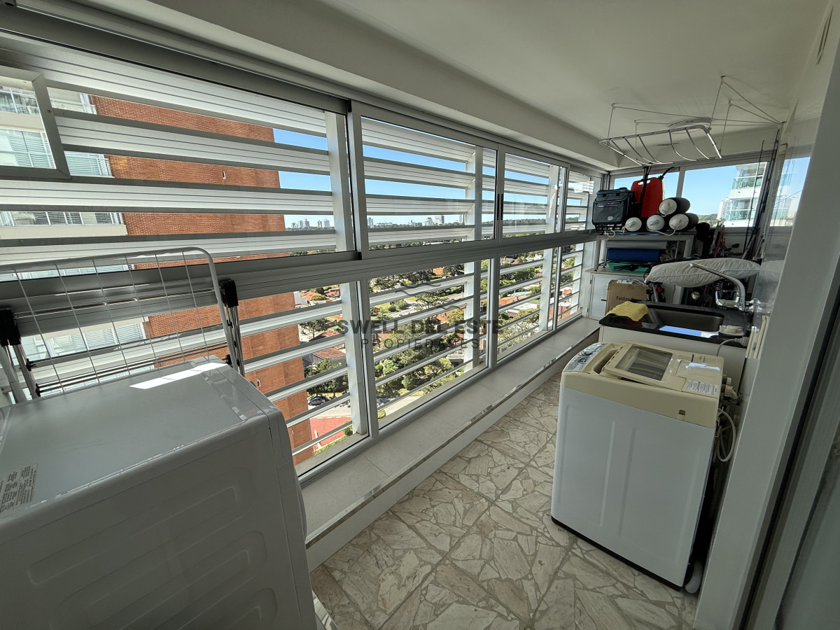 Apartamento ID.238 - RECIEN INGRESADO, 3 DORMITORIOS Y DEP. VENTA PRIMERA LINEA PLAYA MANSA