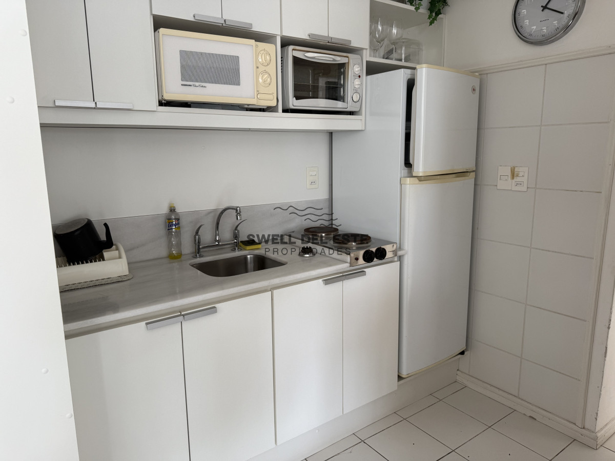 Apartamento ID.195 - VENTA PUNTA DEL ESTE 2 DORMITORIOS A PASITOS DEL PUERTO Y GORLERO CON AMENITIES