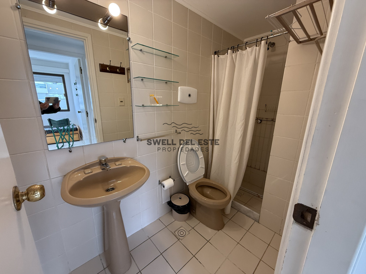 Apartamento ID.195 - VENTA PUNTA DEL ESTE 2 DORMITORIOS A PASITOS DEL PUERTO Y GORLERO CON AMENITIES