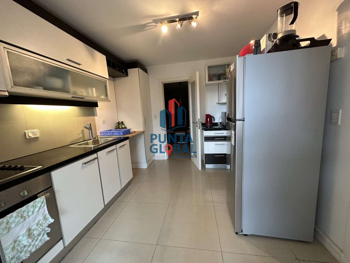 Apartamento ID.217 - PLAYA MANSA 3 DORMITORIOS EN SUITE 
