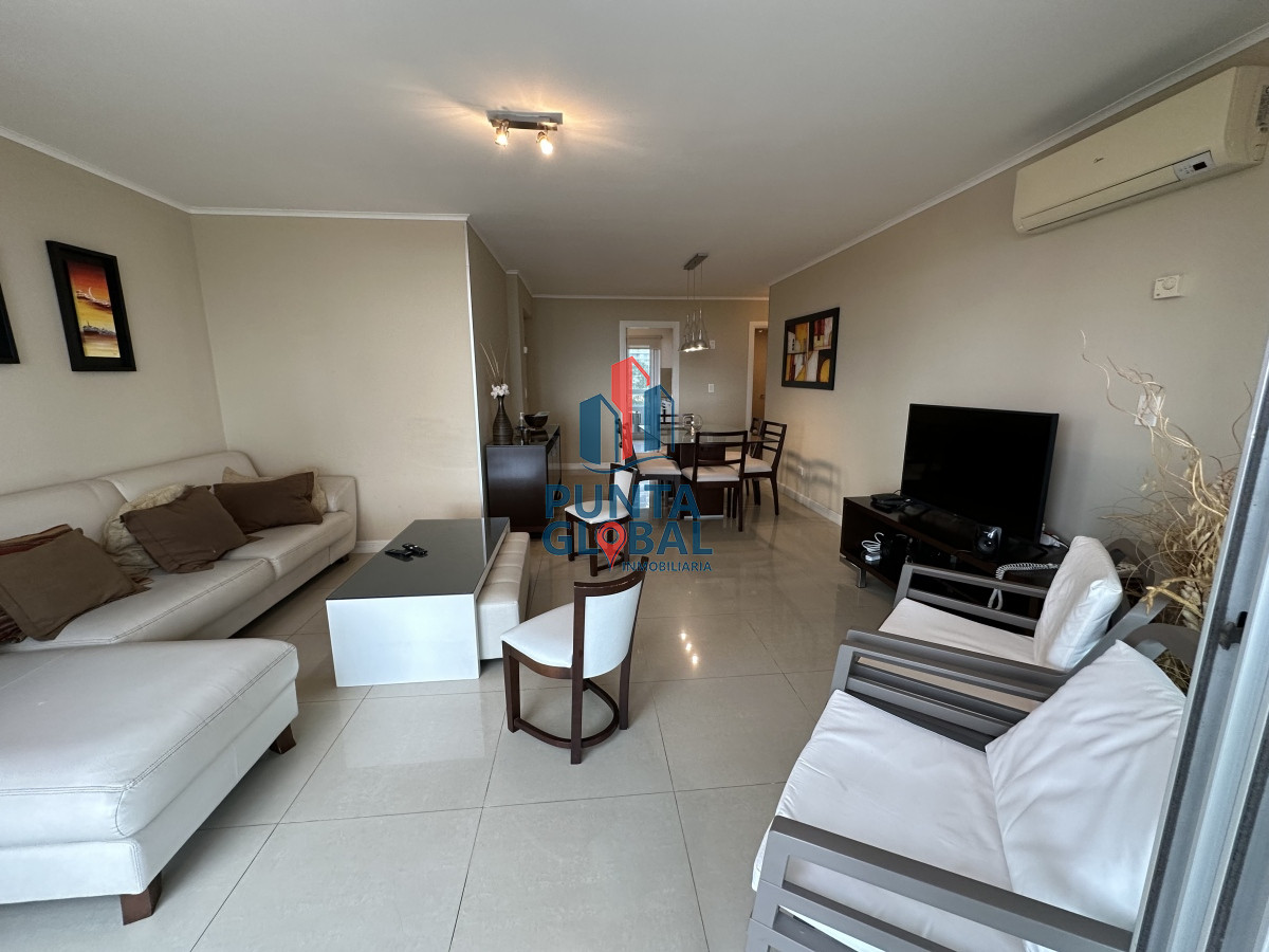 Apartamento ID.217 - PLAYA MANSA 3 DORMITORIOS EN SUITE 