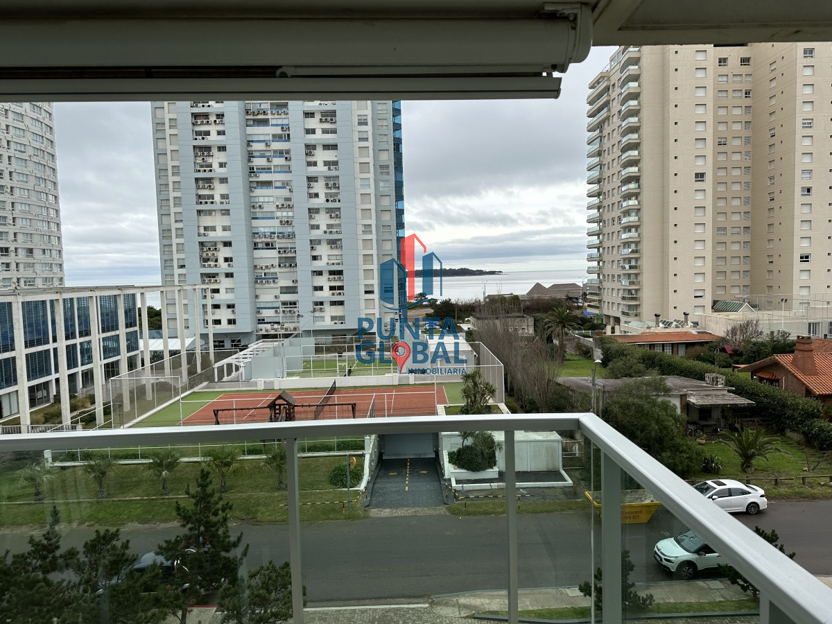 Apartamento ID.217 - PLAYA MANSA 3 DORMITORIOS EN SUITE 