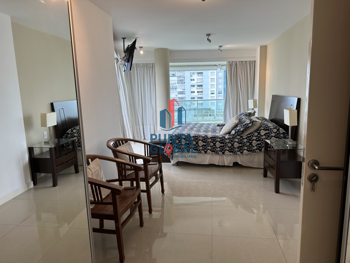 Apartamento ID.217 - PLAYA MANSA 3 DORMITORIOS EN SUITE 