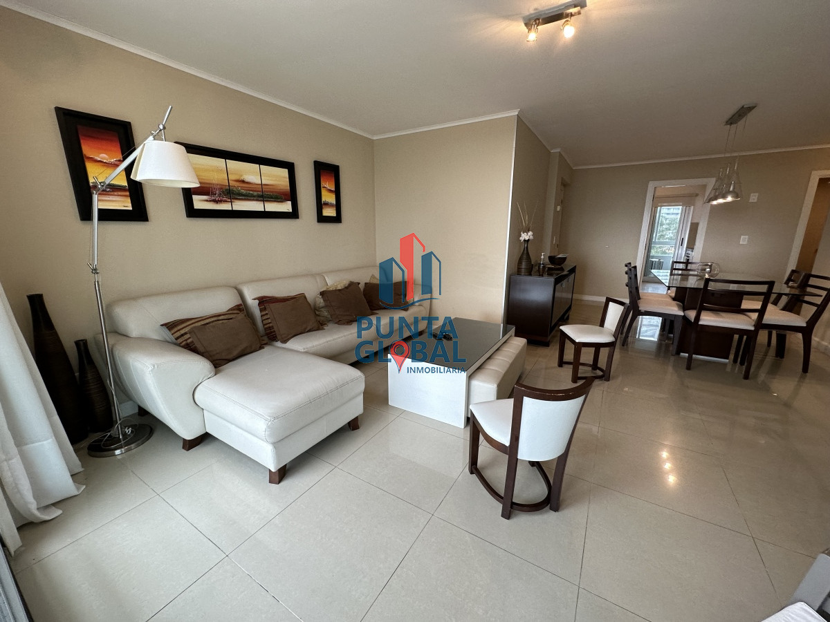 Apartamento ID.217 - PLAYA MANSA 3 DORMITORIOS EN SUITE 