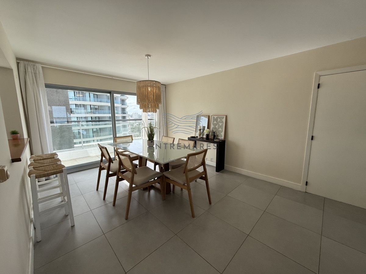 Apartamento ID.263 - ESPECTACULAR PENT HOUSE EN TORRE FRANCIA PUNTA DEL ESTE DE 2 DORMITORIOS