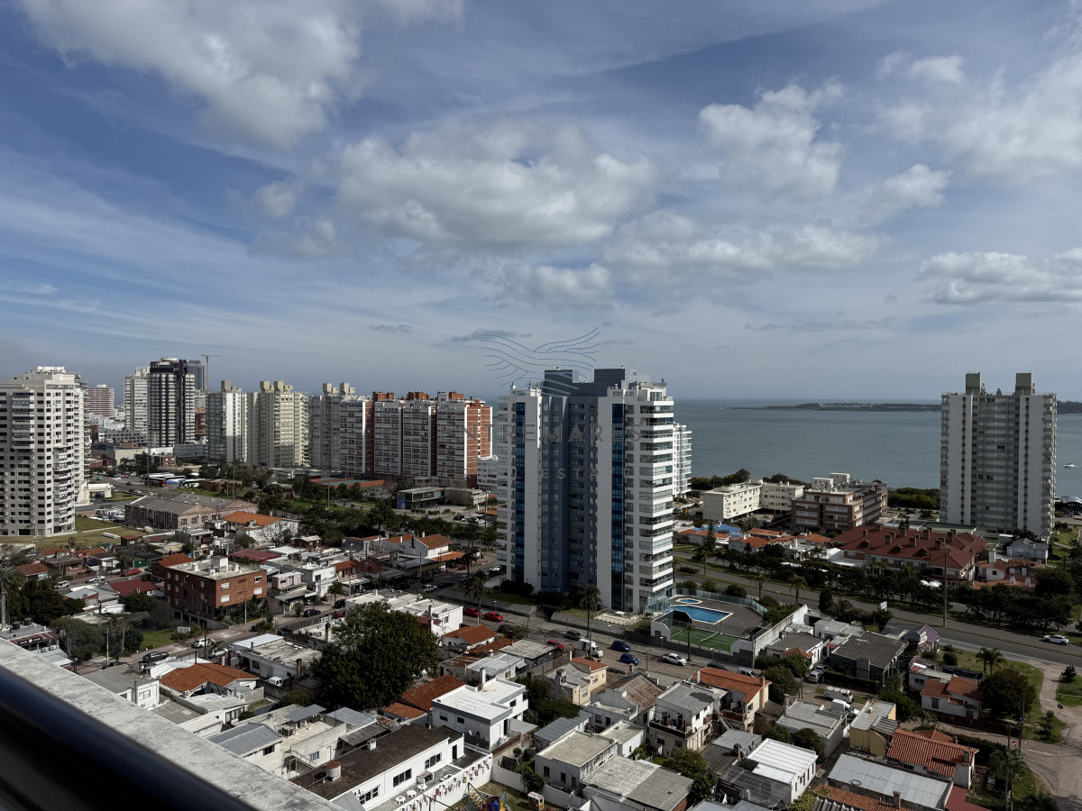 Apartamento ID.263 - ESPECTACULAR PENT HOUSE EN TORRE FRANCIA PUNTA DEL ESTE DE 2 DORMITORIOS