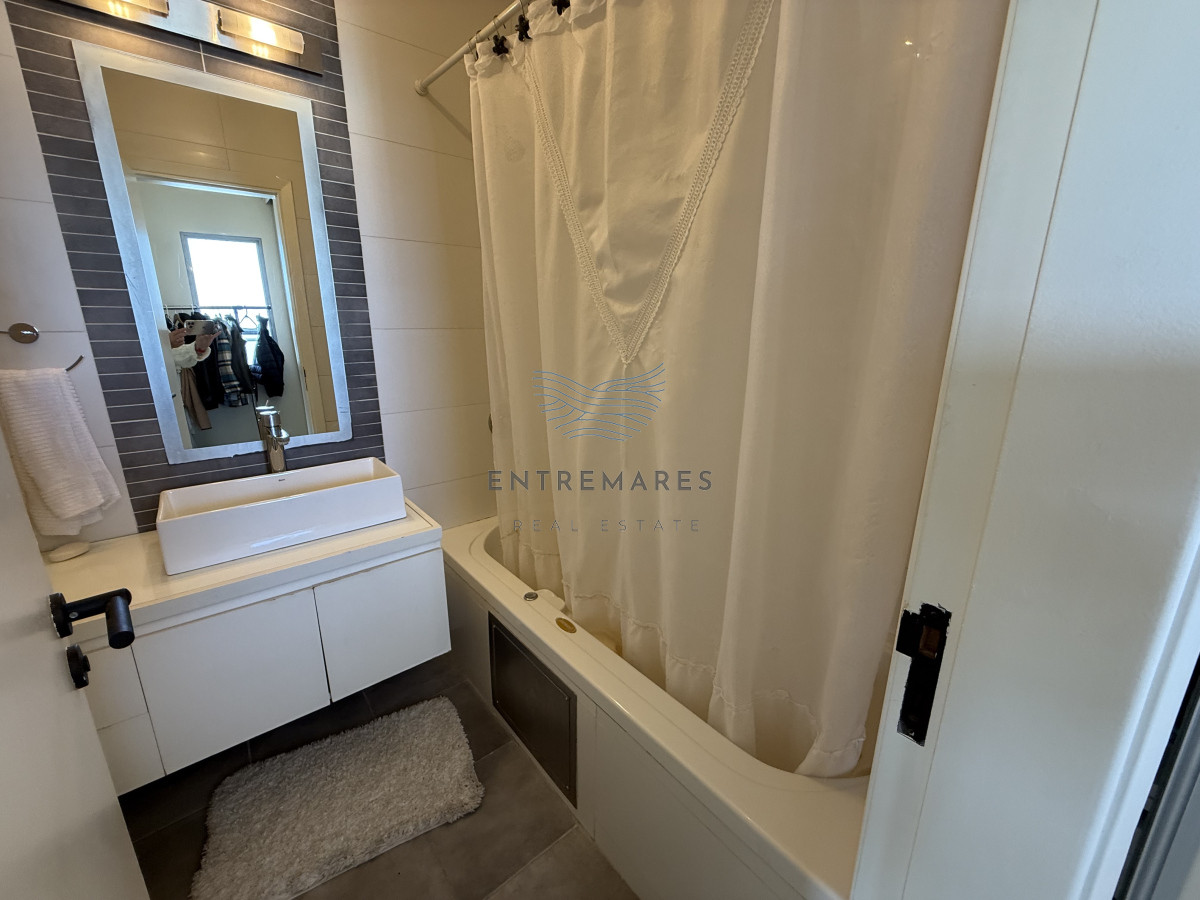 Apartamento ID.263 - ESPECTACULAR PENT HOUSE EN TORRE FRANCIA PUNTA DEL ESTE DE 2 DORMITORIOS