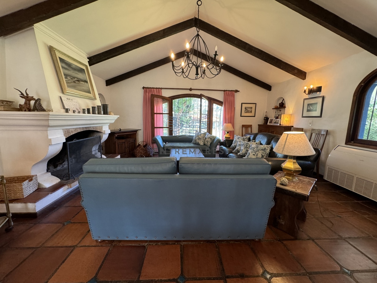 Casa ID.131 - Espectacular casa en venta, estilo colonial, San Rafael, venta, Punta del Este