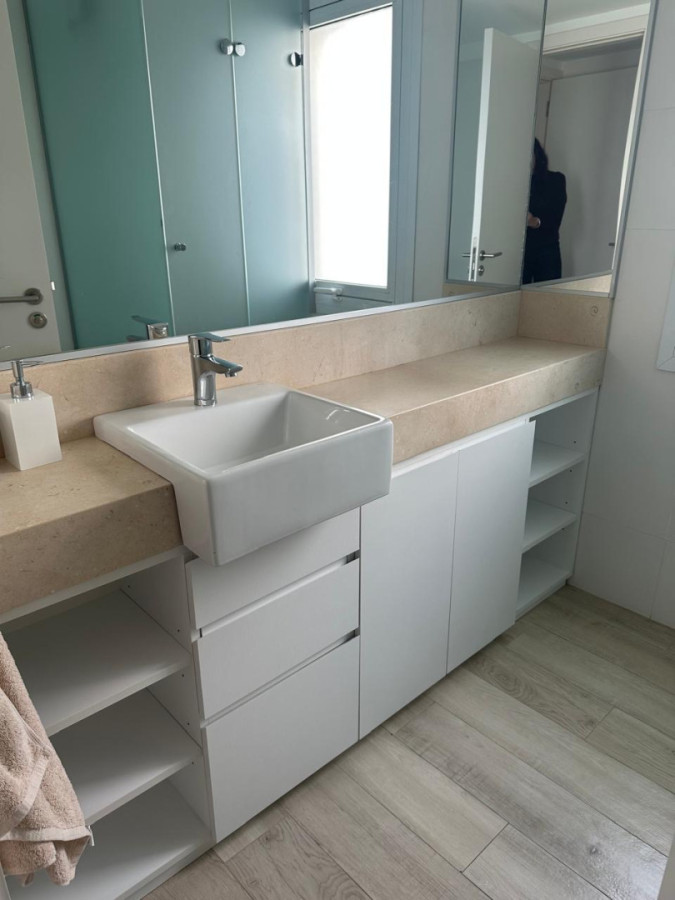 Apartamento ID.21097669 - EXCELENTE APARTAMENTO A LA VENTA CON TODA LA VISTA AL MAR PLAYA MANSA 3 DORMITORIOS