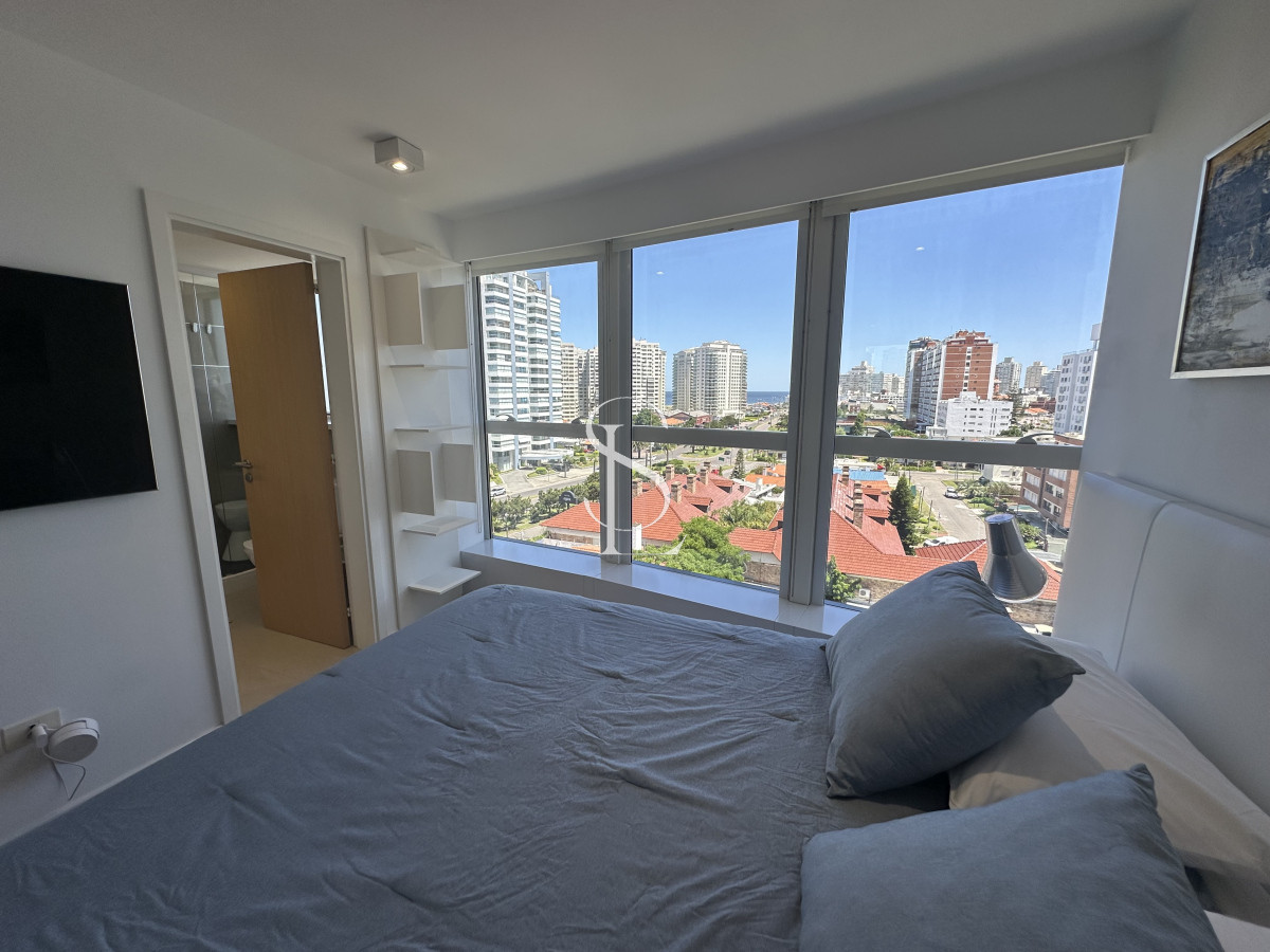 Apartamento ID.216 - VENTA EN PUNTA DEL ESTE 3 DORMITORIOS EN PLAYA MANSA