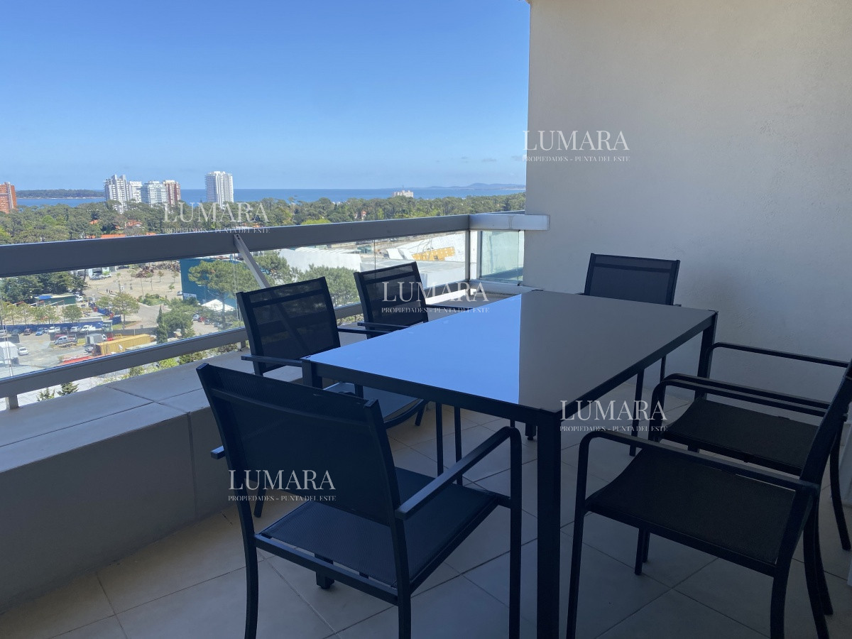 Apartamento ID.141 - HERMOSO APARTAMENTO 3 DORMITORIOS Y DEPENDENCIA VENTA EN PUNTA DEL ESTE