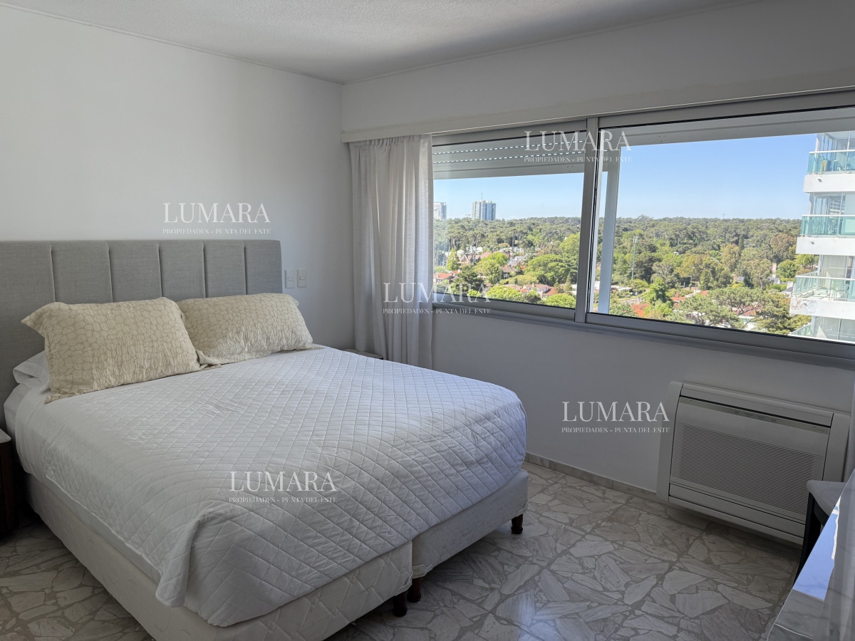 Apartamento ID.3253 - RECIEN INGRESADO, 3 DORMITORIOS Y DEP. VENTA PRIMERA LINEA PLAYA MANSA