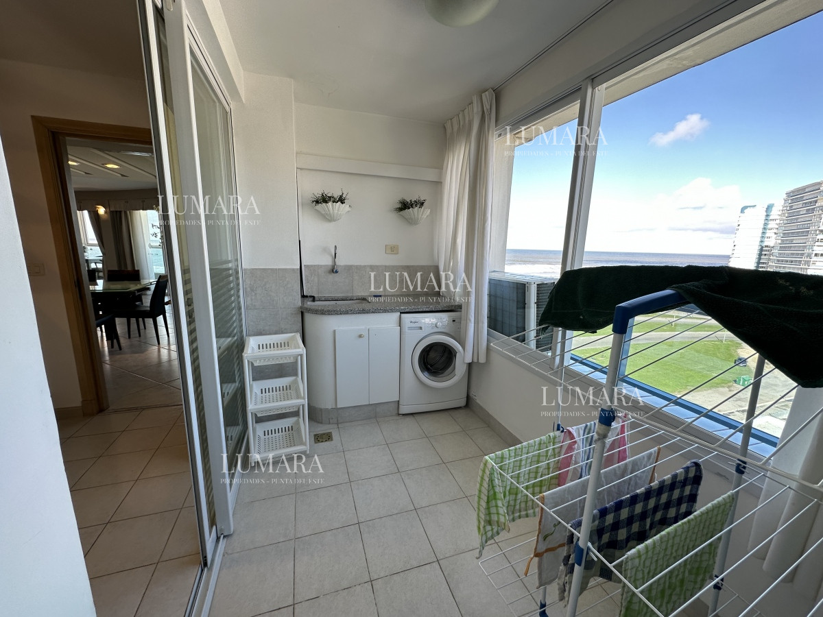 Apartamento ID.3155 - SUPER APARTAMENTO EN LA BRAVA, 3 DORMITORIOS Y DEP. PARRILLERO PROPIO EN VENTA PUNTA DEL ESTE