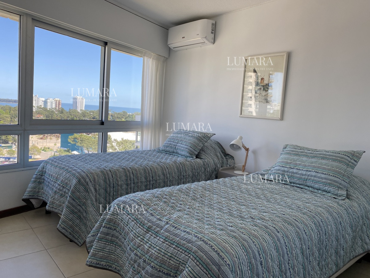 Apartamento ID.141 - HERMOSO APARTAMENTO 3 DORMITORIOS Y DEPENDENCIA VENTA EN PUNTA DEL ESTE