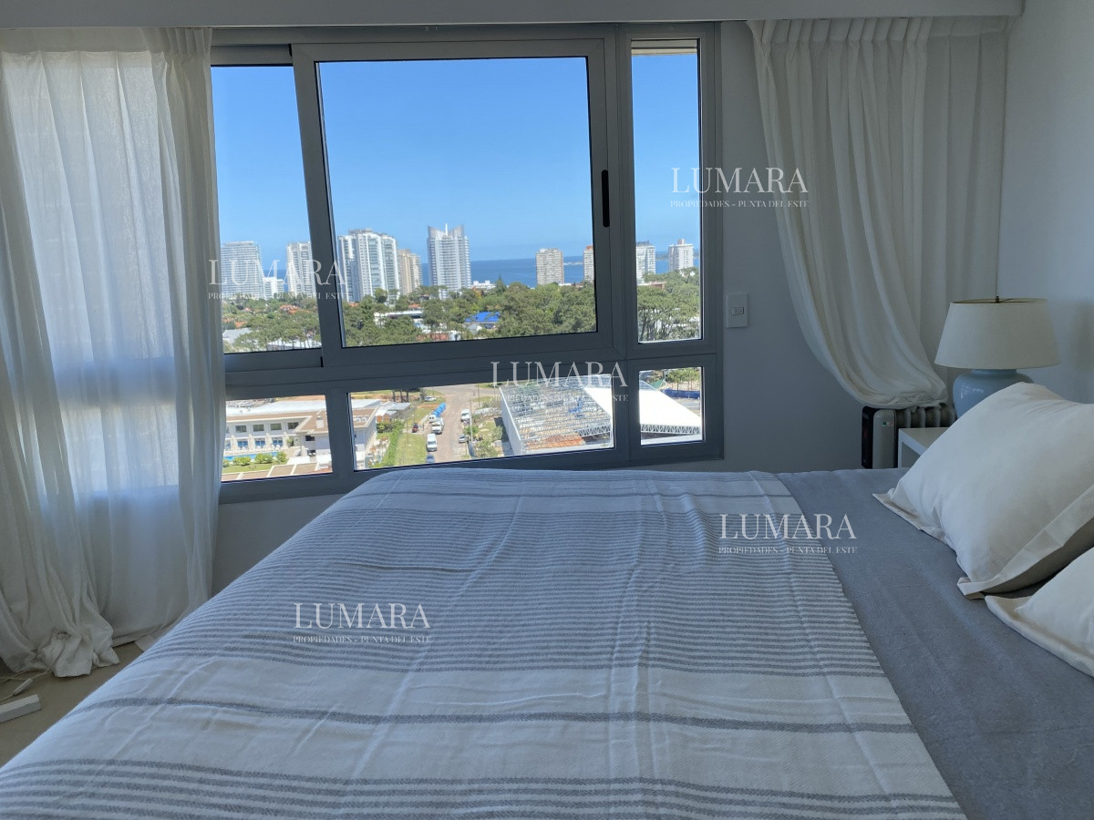 Apartamento ID.141 - HERMOSO APARTAMENTO 3 DORMITORIOS Y DEPENDENCIA VENTA EN PUNTA DEL ESTE