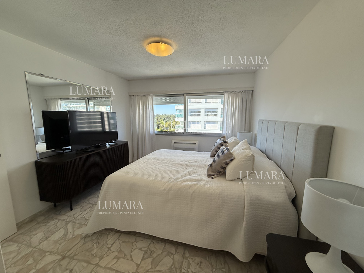 Apartamento ID.3253 - RECIEN INGRESADO, 3 DORMITORIOS Y DEP. VENTA PRIMERA LINEA PLAYA MANSA