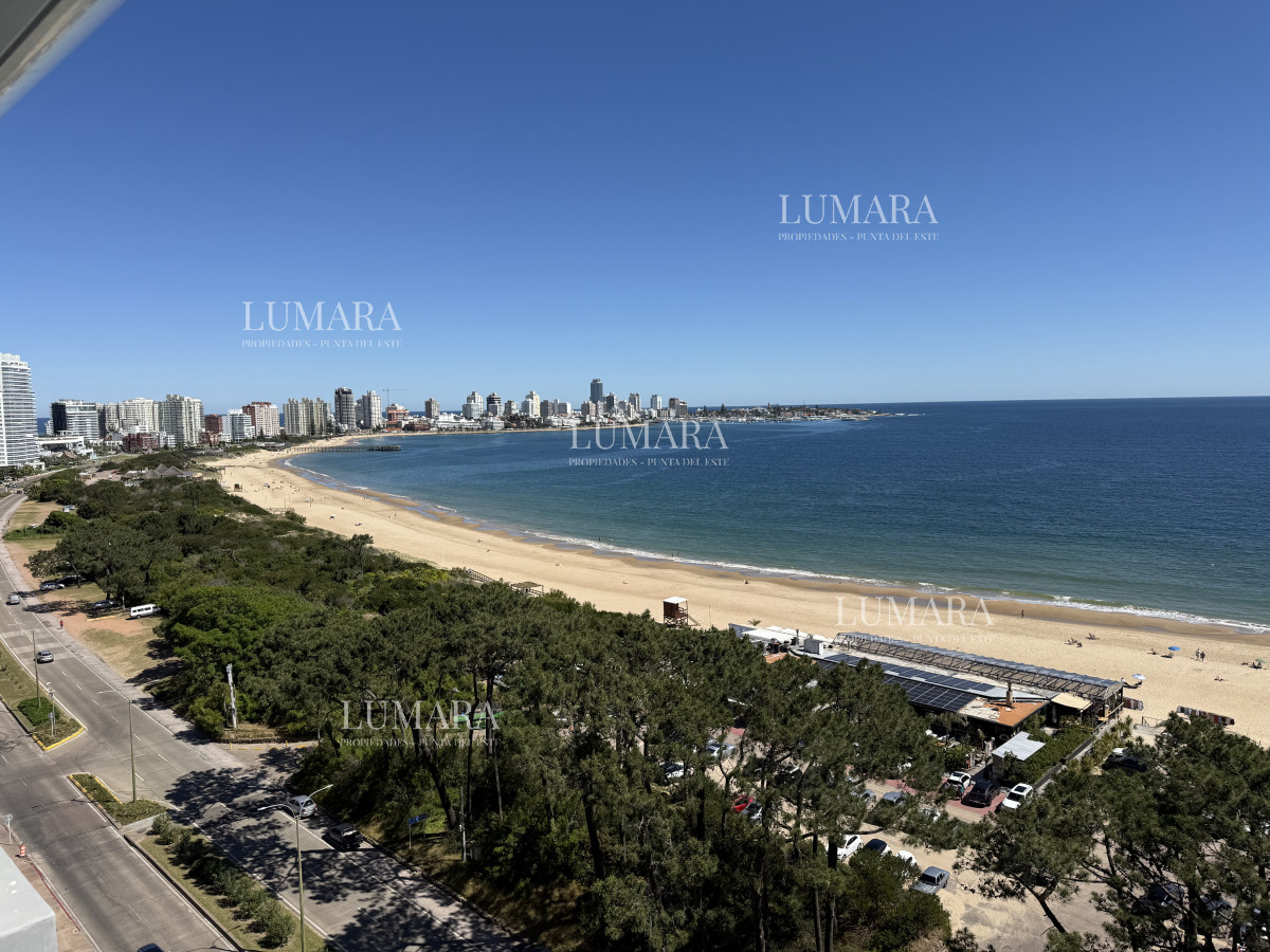 Apartamento ID.3253 - RECIEN INGRESADO, 3 DORMITORIOS Y DEP. VENTA PRIMERA LINEA PLAYA MANSA