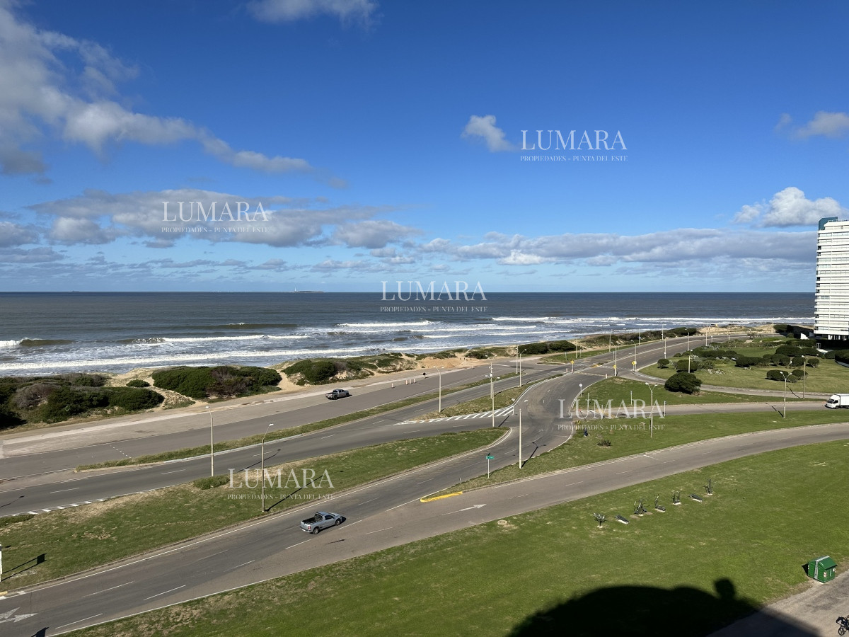 Apartamento ID.3155 - SUPER APARTAMENTO EN LA BRAVA, 3 DORMITORIOS Y DEP. PARRILLERO PROPIO EN VENTA PUNTA DEL ESTE