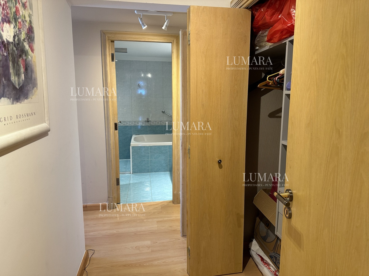 Apartamento ID.3155 - SUPER APARTAMENTO EN LA BRAVA, 3 DORMITORIOS Y DEP. PARRILLERO PROPIO EN VENTA PUNTA DEL ESTE