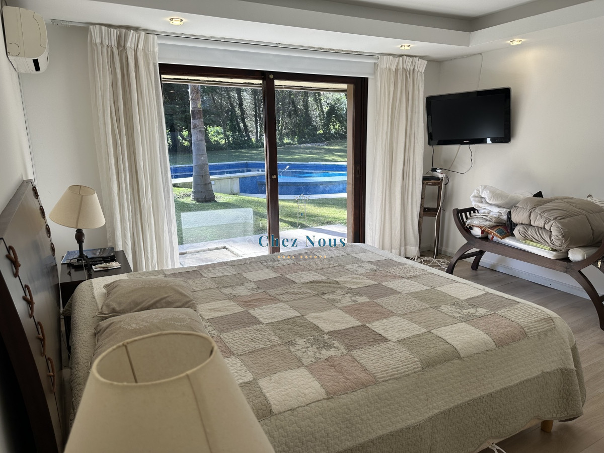 Casa ID.740 - SAN RAFAEL, PUNTA DEL ESTE EN VENTA CASA 4 DORMITORIOS PISCINA