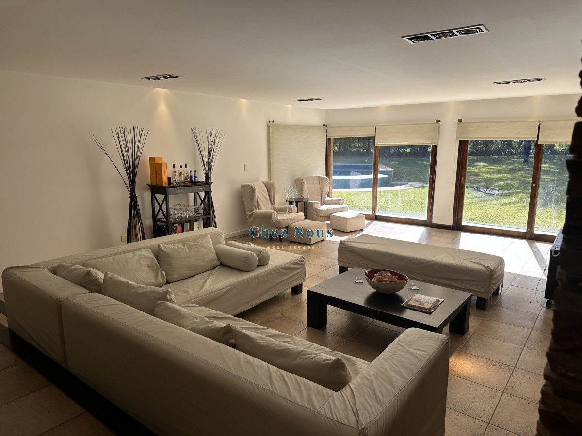 Casa ID.740 - SAN RAFAEL, PUNTA DEL ESTE EN VENTA CASA 4 DORMITORIOS PISCINA