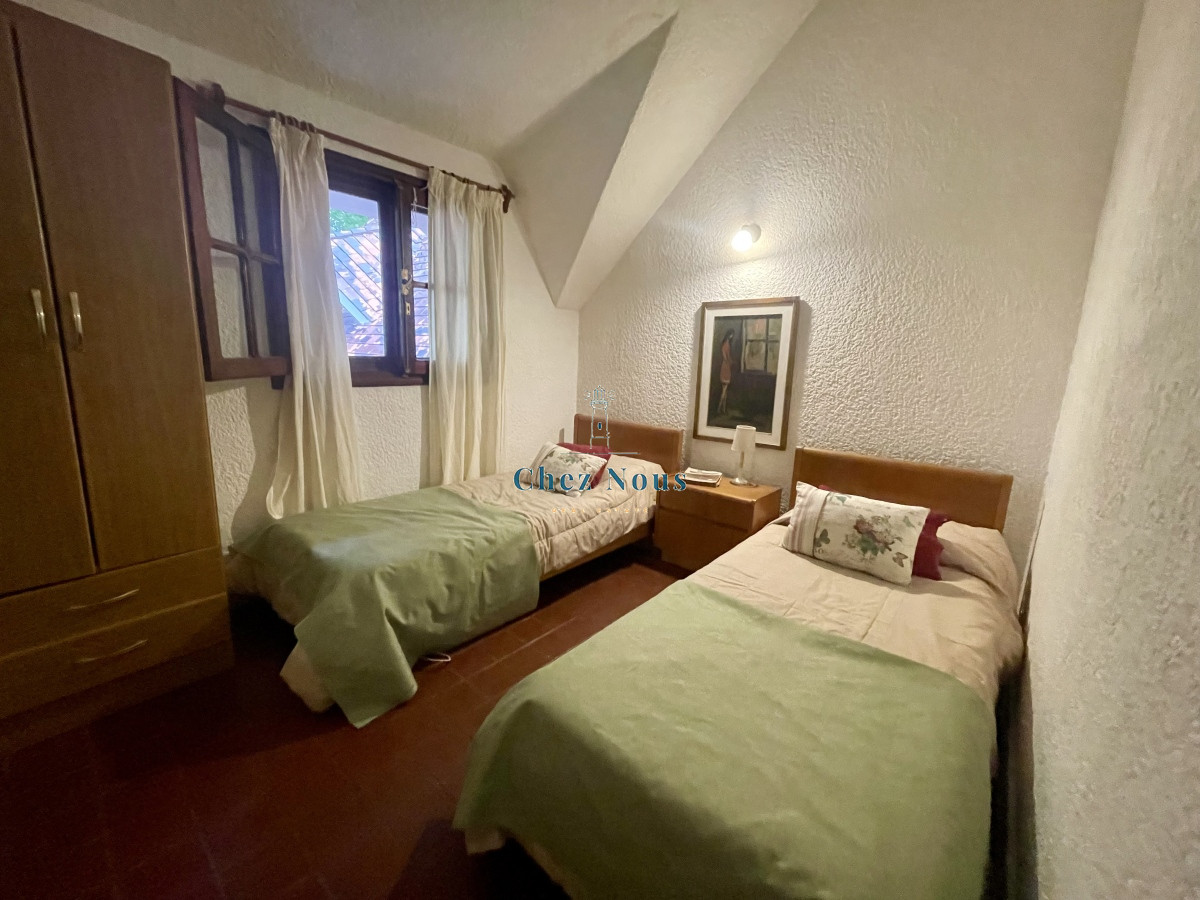 Casa ID.1547 - Magnifica casa en Punta Ballena,6 dormitorios, sólida construcción