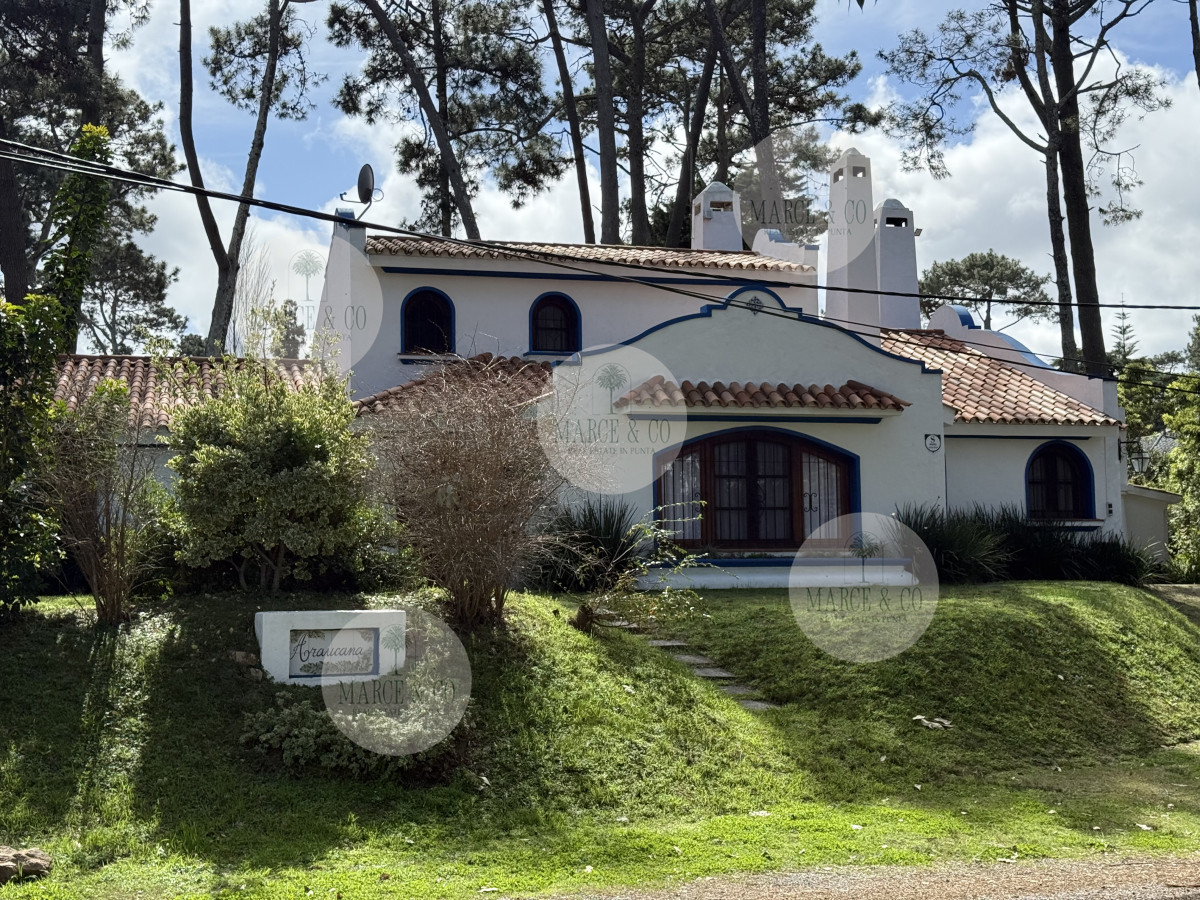 Casa ID.485 - Espectacular casa en venta, estilo colonial, San Rafael, venta, Punta del Este