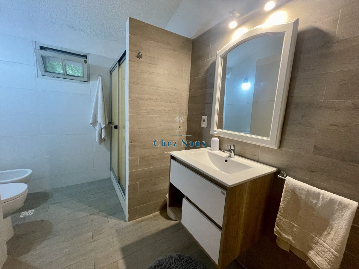 Casa ID.1547 - Magnifica casa en Punta Ballena,6 dormitorios, sólida construcción