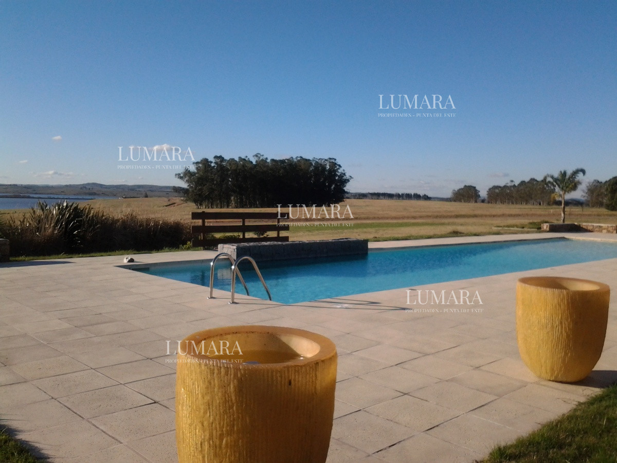 Terreno ID.3011 - 50 metros de costa, acepta financiacion, venta, chacra, Punta del Este, Uruguay, LAGUNA DE LOS CISNES