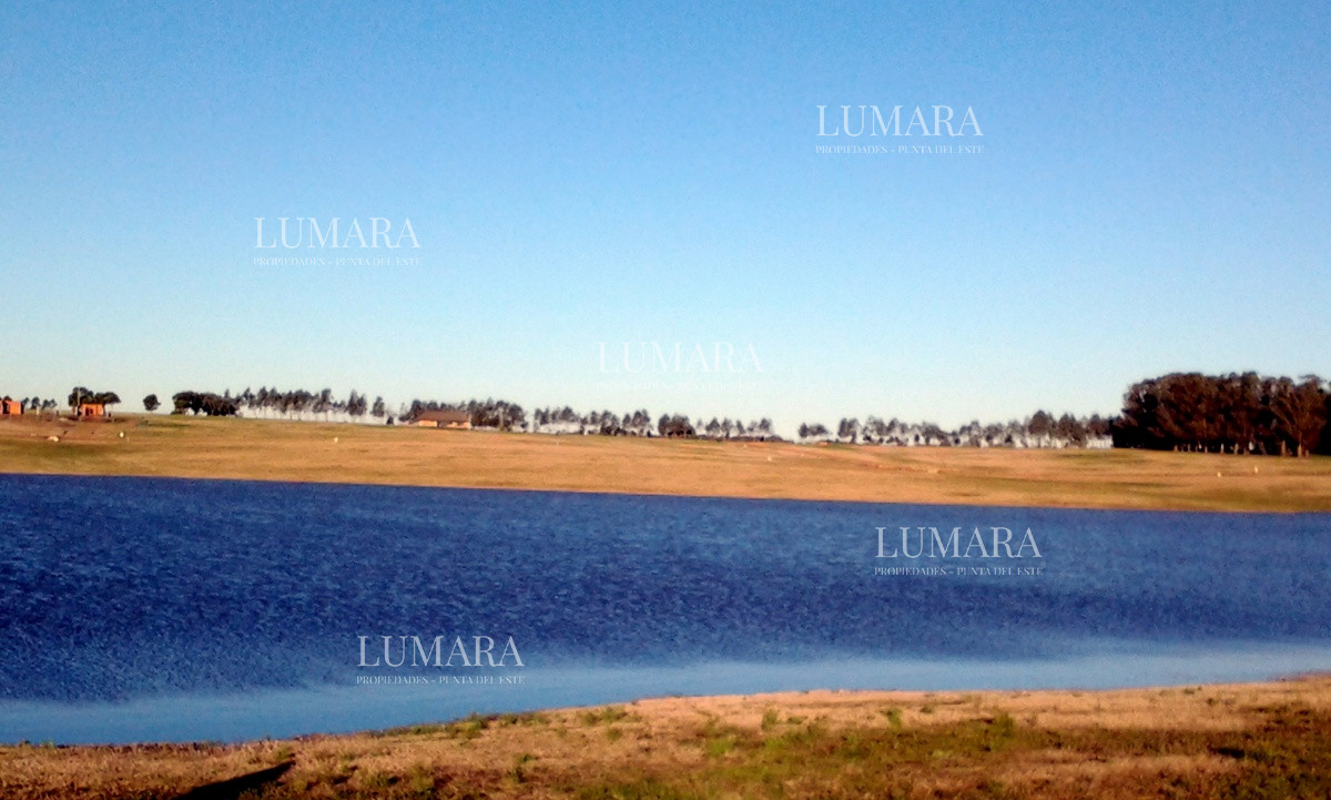 Terreno ID.3011 - 50 metros de costa, acepta financiacion, venta, chacra, Punta del Este, Uruguay, LAGUNA DE LOS CISNES