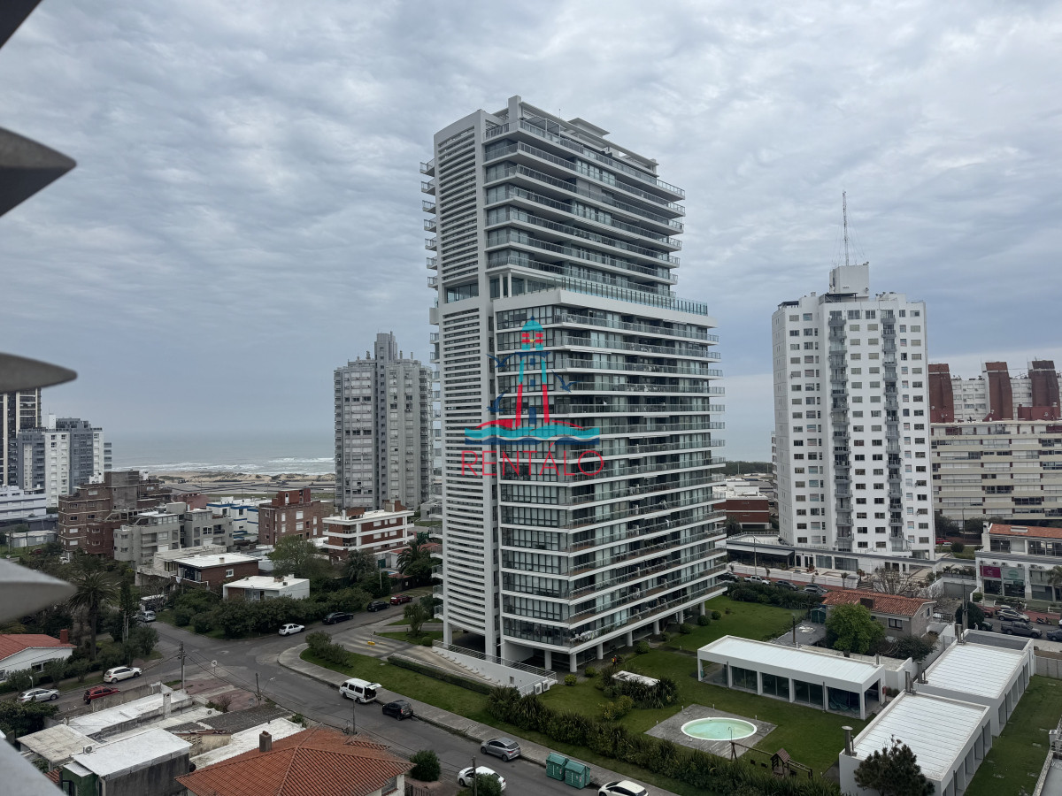 Apartamento ID.659 - Apartamento en venta en Punta del este 2 dormitorios OPORTUNIDAD! penthouse